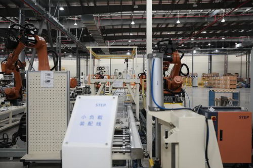 机器人生产机器人 上海高科技企业复工，机械手助力挽回疫情损失