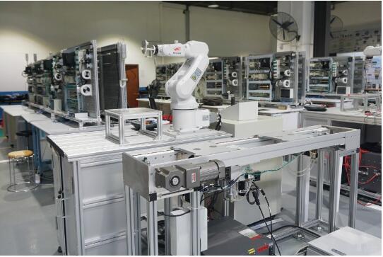 智造新力量 犀灵工业机器人秦磊，以“机械手”为起点，打造智能制造教育新标杆